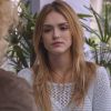 Júlia (Isabelle Drummond) reencontra Laila (Maria Eduarda de Carvalho) e conta que conversou e se entendeu com Felipe (Michel Noher), na novela 'Sete Vidas', em 10 de julho de 2015