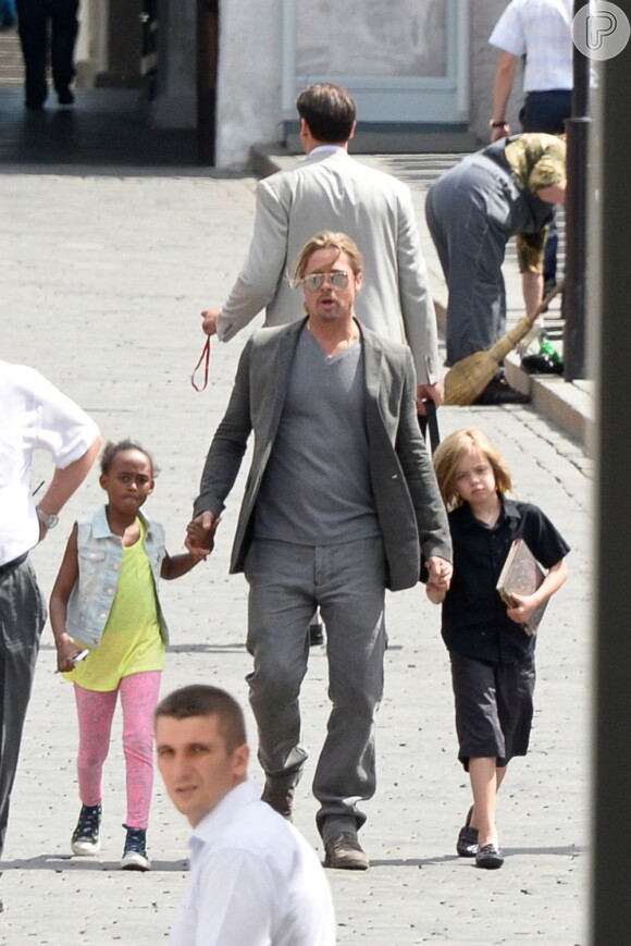 Brad Pitt viria ao país para divulgar o filme 'Guerra Mundial Z'. Ele ficaria hospedado no Hotel Copacabana Palace com as filhas
