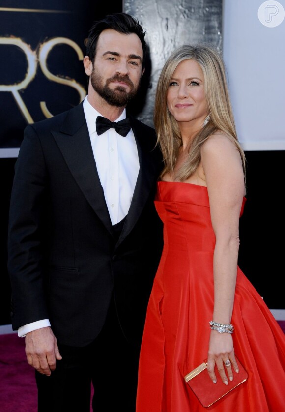Jennifer Aniston se recusa a deixar a Califórnia para viver em Nova York com Justin Theroux depois do casamento