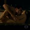 Na novela 'Verdades Secretas', Alex (Rodrigo Lombardi) leva Carolina (Drica Moraes) para cama e conquista a secretária
