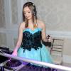 A atriz Anna Livya Padilha tirou onda de DJ em sua festa de 15 anos, na noite desta quinta-feira, dia 16 de julho de 2015
