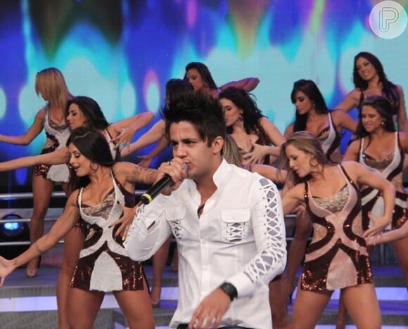 Cristiano Araújo alavancou a carreira após participar do 'Domingão do Faustão' em 2011