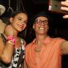 Bruna Marquezine posou para selfie com o coreógrafo Carlinhos de Jesus
