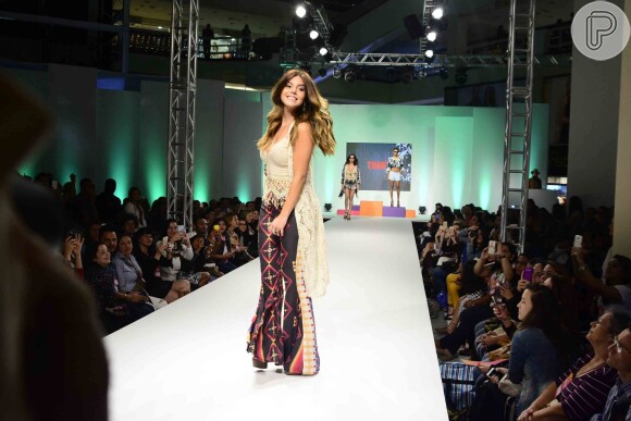 Giovanna Lancellotti esteve no desfile da Tuart, na 19ª edição do Mega Fashion Week