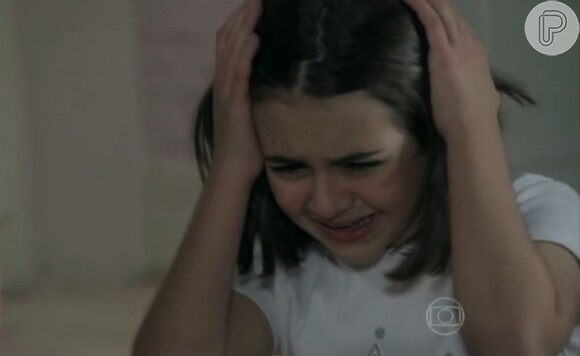 Paulinha (Klara Castanho) se recusa a acreditar que é filha de Paloma (Paolla Oliveira), em 'Amor à Vida'