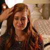 Nicole (Marina Ruy Barbosa) chora quando Leila (Fernanda Machado) pede para herdar suas joias, em 'Amor à Vida'