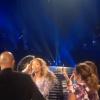 Beyoncé fica com cara de desespero ao prender o cabelo no ventilador