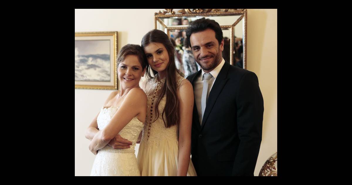 Camila ganhou destaque como a modelo adolescente Angel, que teve um ...