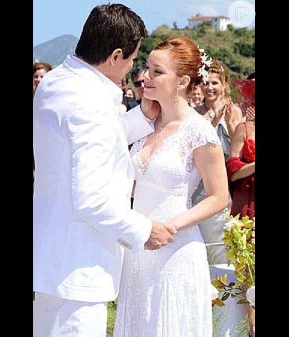 Guilherme (Edson Celulari) e Joana (Regiane Alves) se casaram em 'Beleza Pura', de 2008