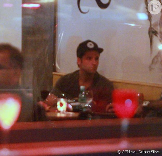 Bruno Gagliasso Come Em Restaurante Japones Sem Giovanna Ewbank No Rj Purepeople
