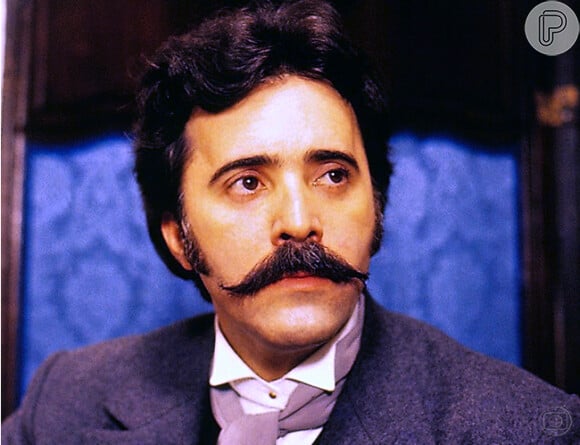 Em 1988, Tony Ramos foi o protagonista da minissérie 'O Primo Basilio', ao lado de Gloria Pires