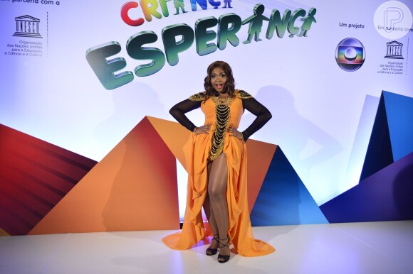 A cantora Gaby Amarantos, que atualmente participa do quadro 'Medida Certa', do programa 'Fantástico', se apresentou no 'Criança Esperança'