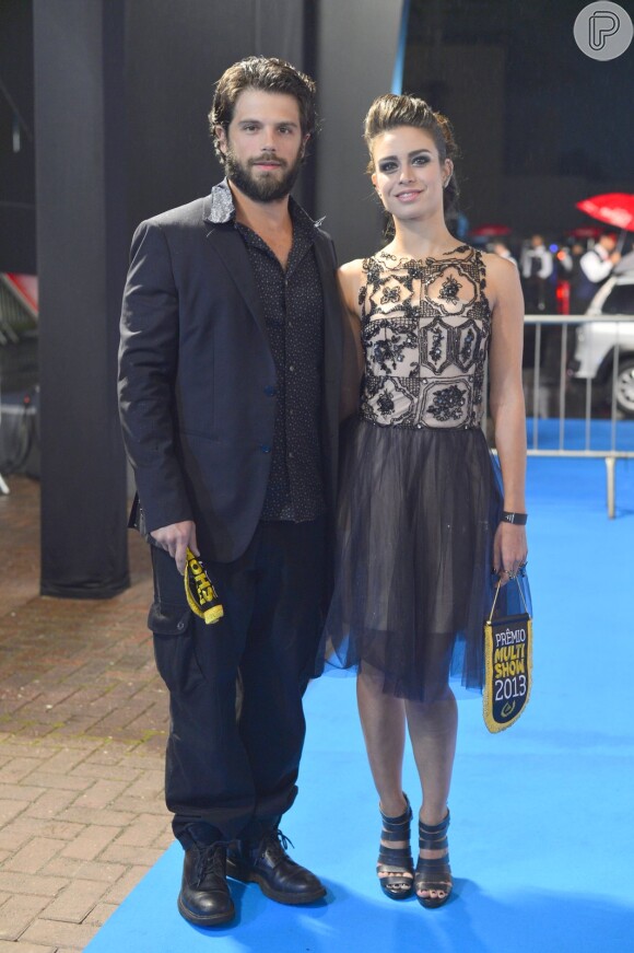 O ator Duda Nagle e a namorada, Gabriela Cardoso, prestigiaram o Prêmio Multishow 2013, no HSBC Arena, na Barra da Tijuca, Zona Oeste do Rio de Janeiro