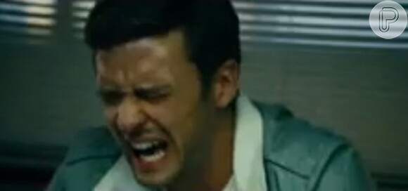 Justin Timberlake sente dor após apanhar de policial em trailer de 'Aposta Máxima'