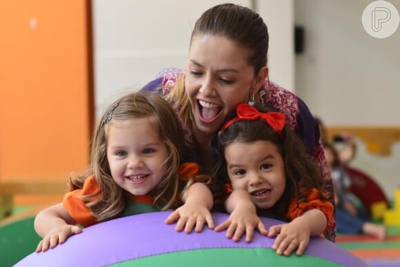 Beatriz e Sofia, filhas gêmeas de Bianca Rinaldi, têm quatro anos