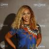 Beyoncé vai à coletiva de imprensa com uma camiseta de US$ 47, em 8 de setembro de 2013