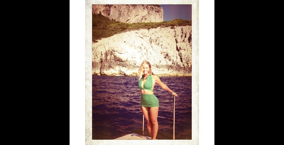 Foto: Beyoncé posta foto no Instagram durante passeio de barco na Praia ...