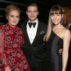 Justin Timberlake e Jessica Alba posam com a cantora Adele