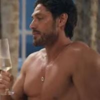 Esquenta a cama! Amante de Odete Roitman, modelo gato de 'Vale Tudo' não é brasileiro e tem história de vida impressionante; conheça o novo galã da Globo