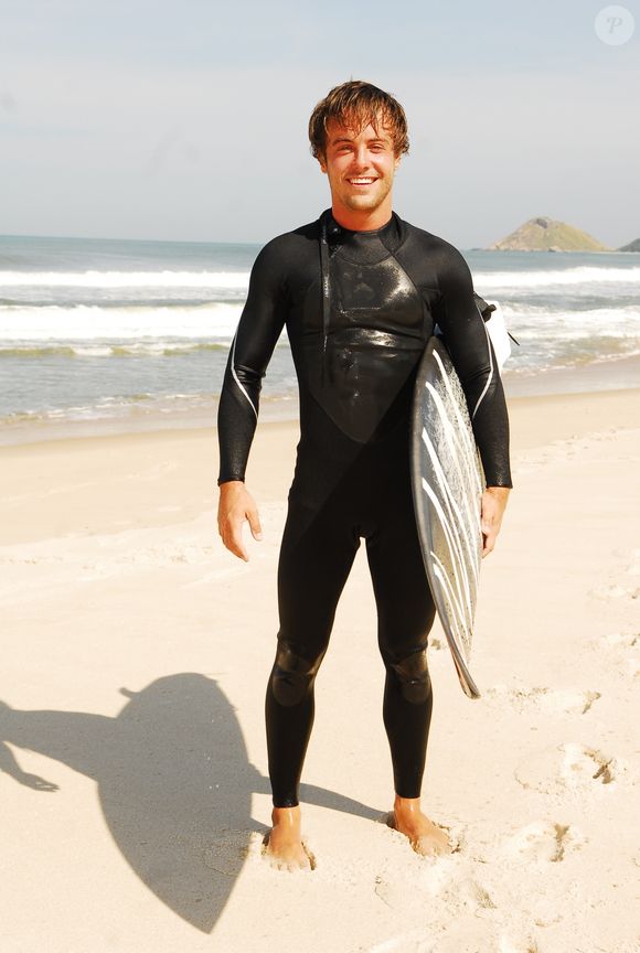 Kayky Brito em 'Passione' foi o surfista Paulinho