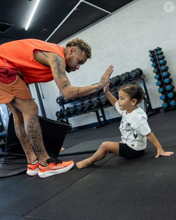 Neymar e a filha Mavie tiveram dia de 'treino' em 10 de janeiro de 2026: 'Essa companheira linda que me deu força'