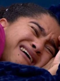 Pesquisas sugerem que as pessoas que parecem mais difíceis de decifrar são frequentemente aquelas que aprenderam muito cedo que demonstrar emoções levava a punição, rejeição ou exploração; mas esta postura reservada não é frieza