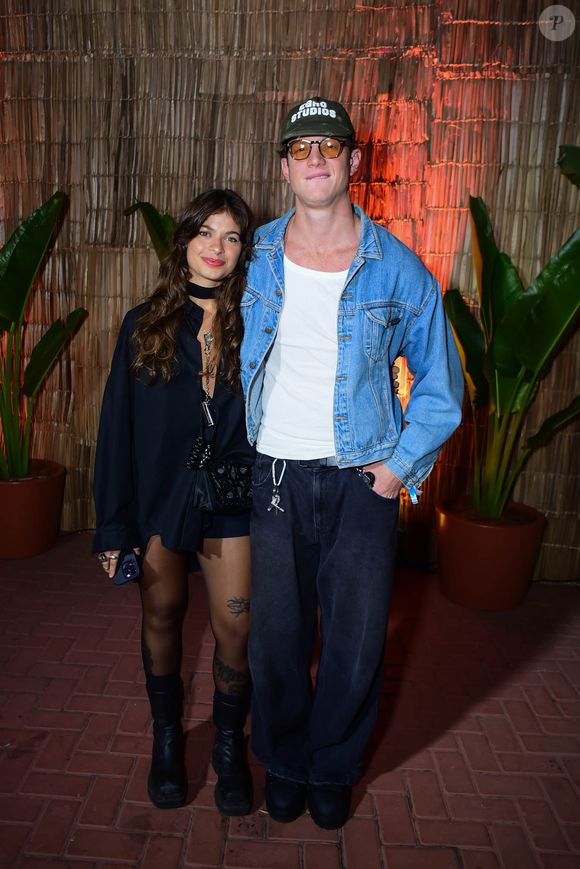 Show da Lady Gaga no Rio: galã de 'Garota do Momento', Pedro Novaes apostou no jeans para a apresentação