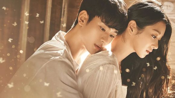 'Tudo Bem Não Ser Normal': um cuidador em um hospital psiquiátrico se envolve em um romance com uma escritora de livros infantis antissocial