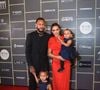 Neymar e Bruna Biancardi, grávida da terceira filha do casal, chegam ao leilão beneficente do Instituto Projeto Neymar Jr. acompanhados das filhas Mavie e Mel, em São Paulo
