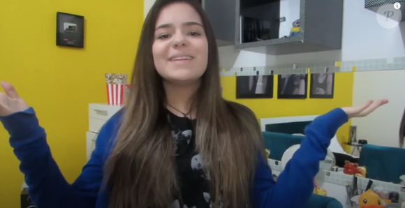 Viih Tube ainda usava seu cabelo natural, em tom castanho médio