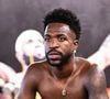 Vini Jr. foi criticado por jornal espanhol pela atuação no Real Madrid: 'O problema não é mais simplesmente voltar a marcar gols. Trata-se de recuperar a convicção com que ele encarava a bola, persistia após errar e assumia a responsabilidade'
