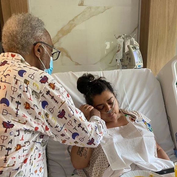 Pai de Preta Gil, Gilberto Gil publicou uma nota confirmando a morte da cantora