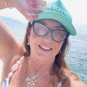 Após repercussão, Margareth Serrão negou rumores sobre ida a terreiro e reforçou a fé da filha: 'Somente neles ela tem sua fé blindada'