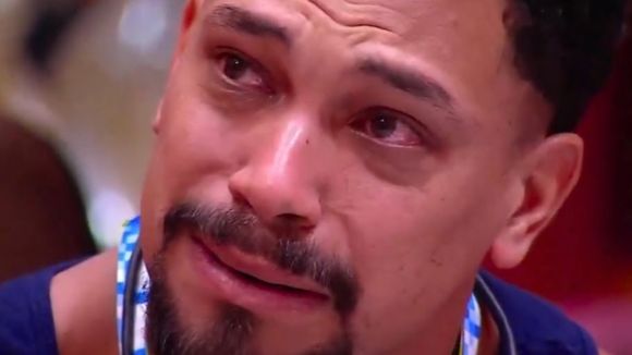 Vinícius vai sair do 'BBB 25'? Enquete UOL aponta cenário delicado para melhor amigo de Aline em Paredão contra Eva e Joselma