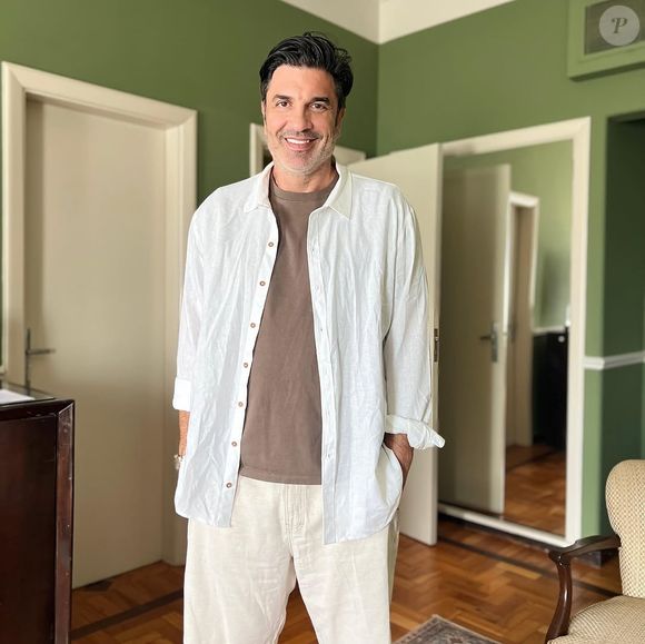Edu Guedes trava uma batalha contra um câncer no pâncreas