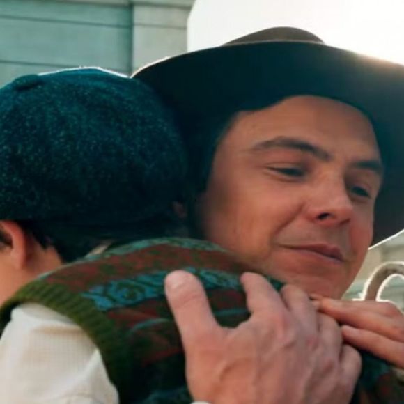 Candinho leva Samir para o sítio com a intenção de deixá-lo longe de Zulma na novela Êta Mundo Melhor