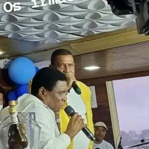 O rei do acesso! Nêgo sobe pela terceira vez ao Grupo Especial