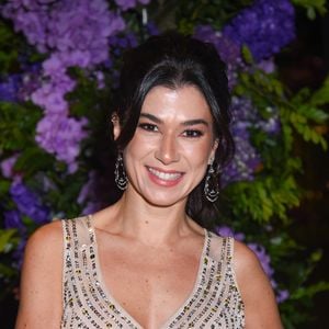 Renata Abravanel, filha de Silvio Santos, prestigiou festa de renovação de votos de Roberto Justus e Ana Paula Siebert