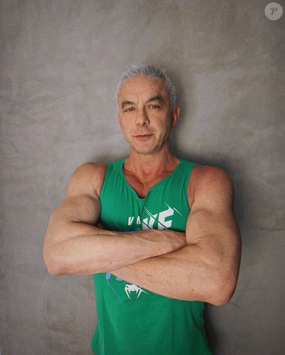 'PIX pensão' pode ser depositado na conta do menor - na foto, Alexandre Correa, outro famoso que teve problemas no passado relacionados ao não pagamento dos valores