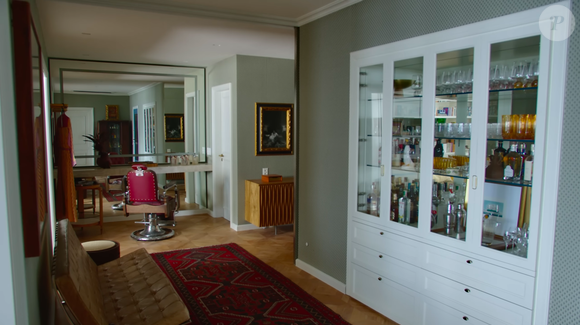 Camarim é onde Taís Araújo se arruma para o trabalho e ainda conta com diversas opções de bebidas