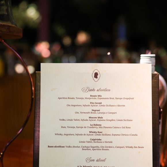 A celebração apostou em experiências gastronômicas sofisticadas, com pratos elaborados e coquetel premium