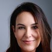 Entrevista | Virginia Nowicki, ícone dos anos 1990, sobre ter abolido fritura e carne vermelha desde os 20 anos: 'Quer me ver feliz, me leva em feira orgânica!'