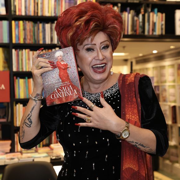 Nany People superou o episódio desagradável e foi ao programa de Silvio Santos incontáveis vezes nos anos seguintes