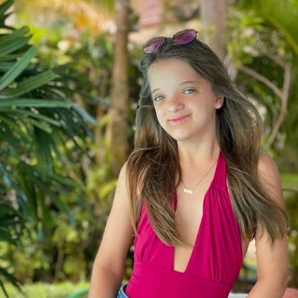 Já na pré-adolescência, Rafa Justus abandonou a franjinha que era sua marca registrada
