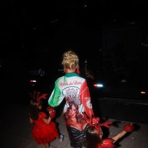 Virginia é Rainha de Bateria da Grande Rio