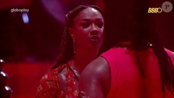 Aline acredita que não será a primeira opção ao Paredão de Diogo, já que foi a terceira escolhida ao 'Na Mira do Líder' no 'BBB 25'