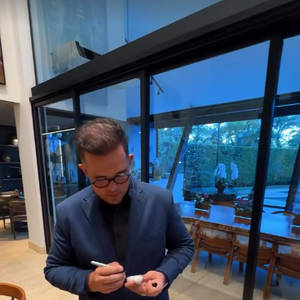 De acordo com o Metrópoles, Bruno Avelar publicou um vídeo horas antes do desaparecimento do helicóptero, mostrando imagens da viagem e deixando um recado para o filho antes de seguir para Santa Catarina