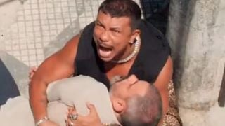 Provérbio africano: 'A criança que não é acolhida pela aldeia irá incendiá-la para sentir seu calor'; a psicologia diz que isso explica esses 7 padrões comportamentais em adultos emocionalmente excluídos na infância