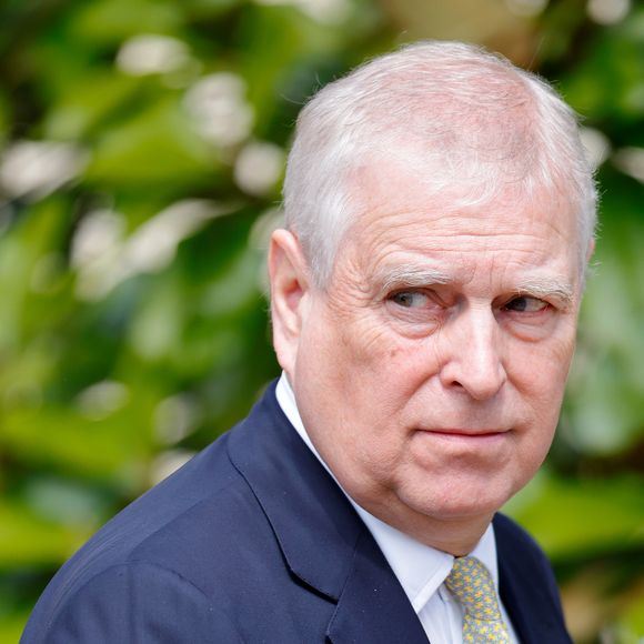 Príncipe Andrew teria chamado Meghan Markle de "oportunista" e dito que o casamento não iria durar