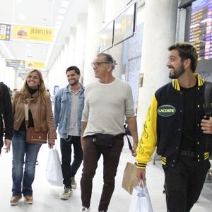 Pai dos atores e irmãos Rodrigo Simas e Felipe Simas é o modelo e capoeirista Beto Simas